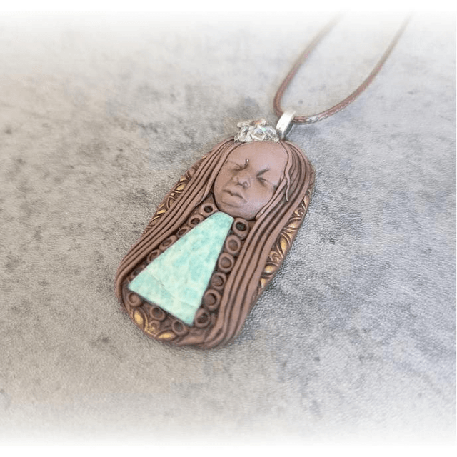 Collier Sacré Vénusienne – Gardienne de l’Eau Amazonite – Bijou Médecine Spirituel